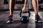 أفضل 10 تمارين Kettlebell للألوية: احصل على مؤخرة مرفوعة ومتناسقة