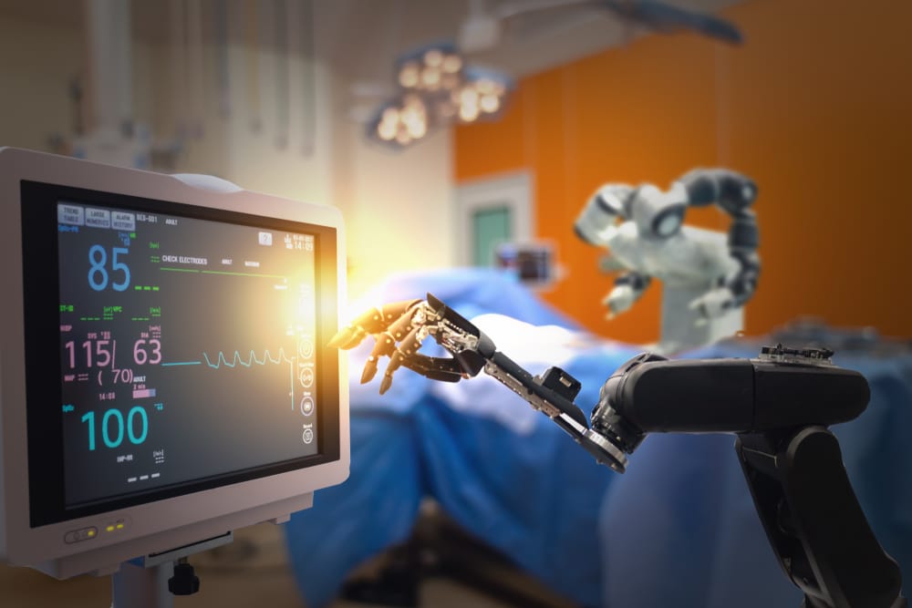 كيف يستخدم كمبيوتر Watson التابع لشركة IBM الذكاء الاصطناعي (AI) في الرعاية الصحية؟