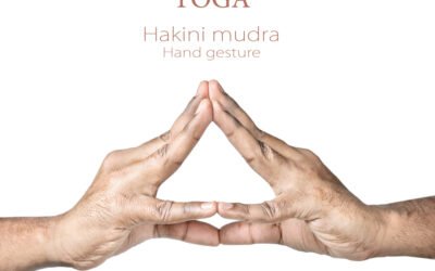 Hakini Mudra: Benefits, Side Effects, How To Do and Precautions Hakini Mudra: Benefits, Side Effects, How To Do and Precautions